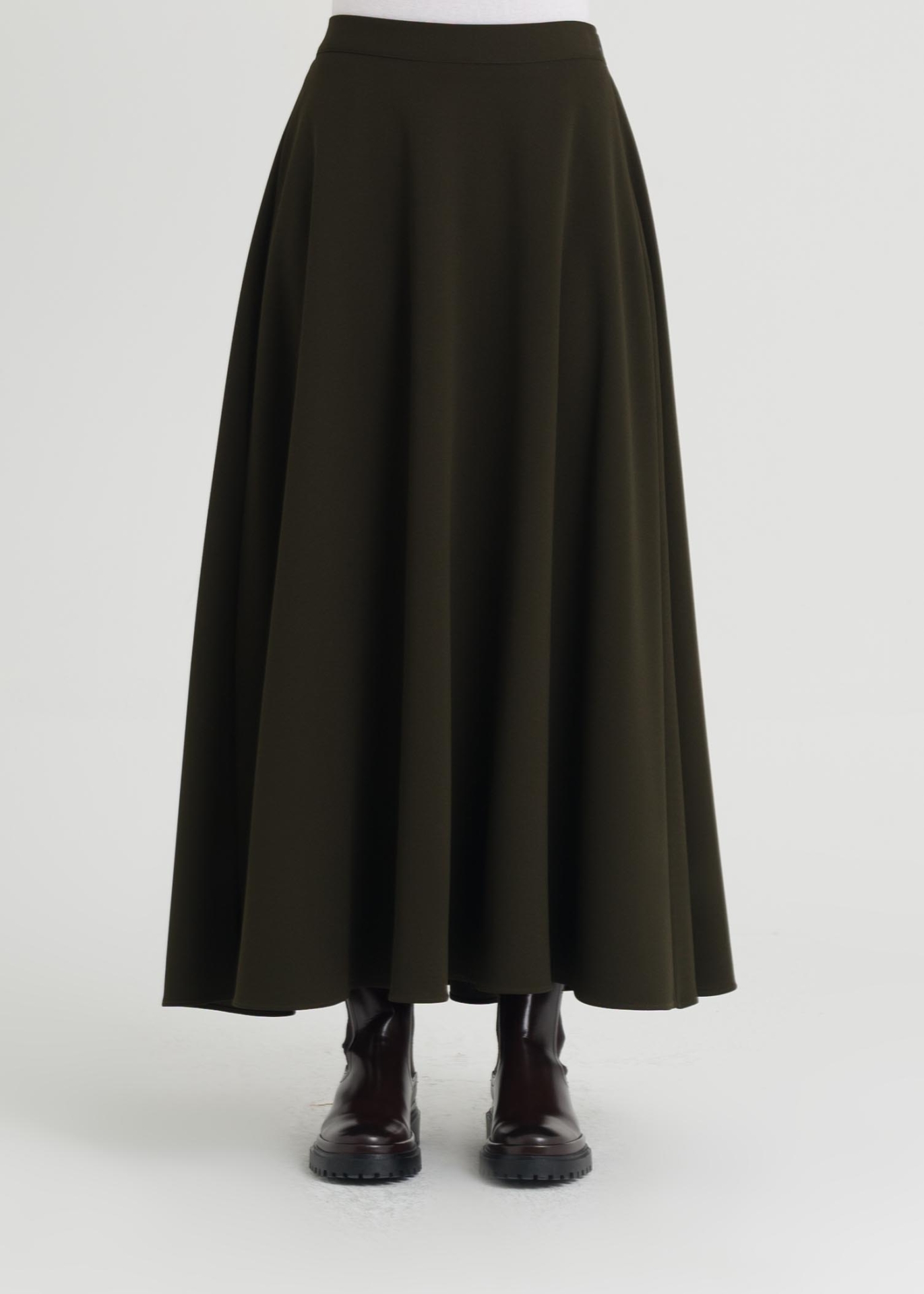 Avtobusda osiyoliklar bezovtalanishdi Avtobusda osiyoliklar bezovtalanishdi