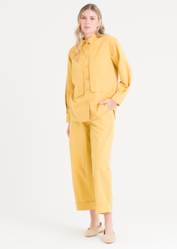 بنطال واسع الساق