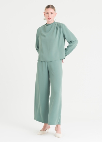 بنطلون مريح مغلق بسحاب