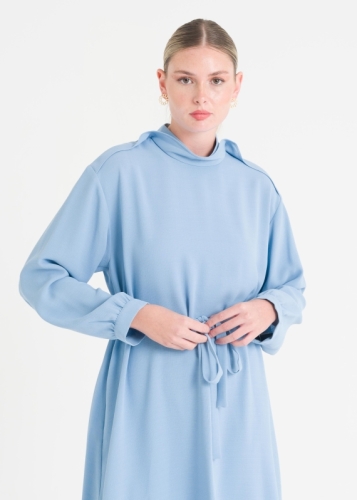 Yaka Detaylı Kemerli Tunik