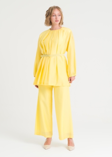 بنطال مريح مغلق بسحاب