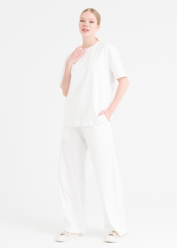 بنطال مريح بخصر مطاطي