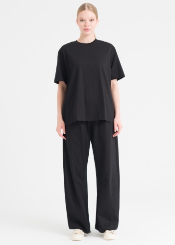 بنطال مريح بخصر مطاطي