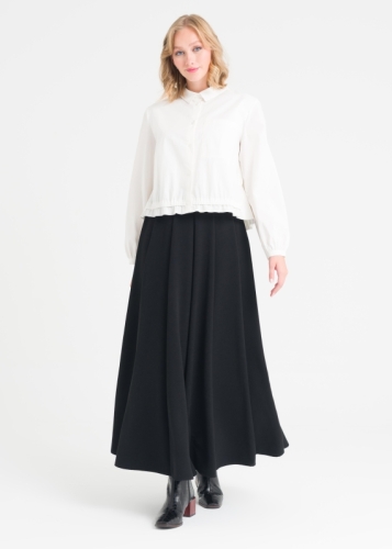 تنورة بطيات