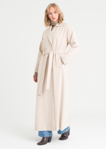 معطف مغلق بحزام