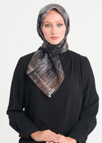 7532 Twill Silk Scarf V8