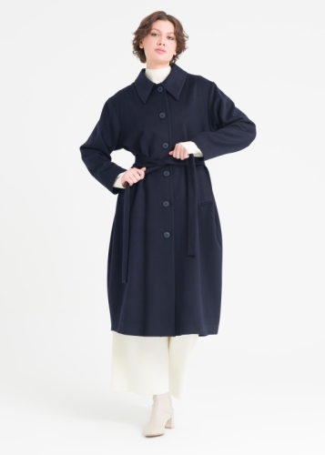 معطف بأكمام منخفضة وأزرار