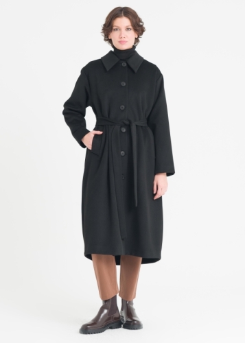 معطف بأكمام منخفضة وأزرار