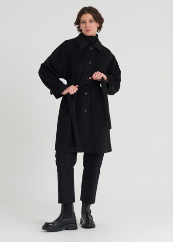 معطف قصير بأكمام راجلان