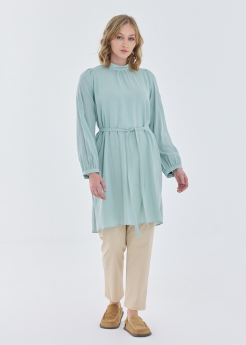 تونيك بأكمام منفوشة وحزام