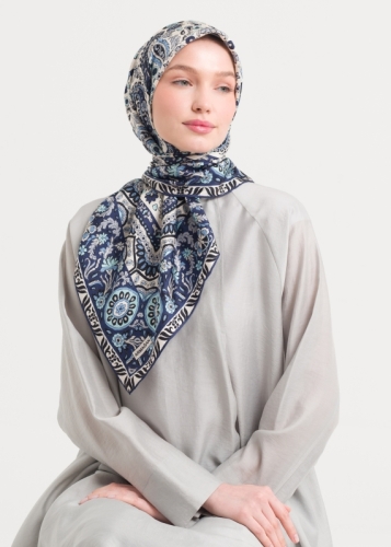 وشاح حريري موديل 10323 V10