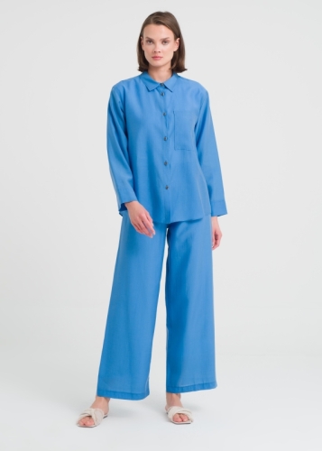 بلوزة بجيوب 