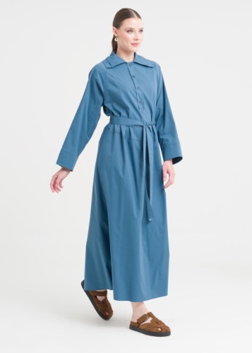 فستان بحياكة رياضية وحزام