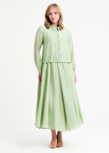 طقم بتنورة كلوش