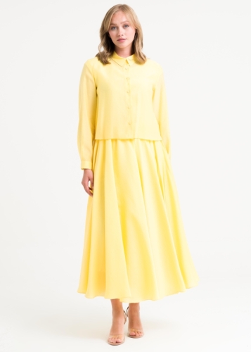 طقم بتنورة كلوش