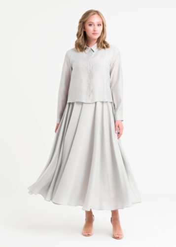 طقم بتنورة كلوش