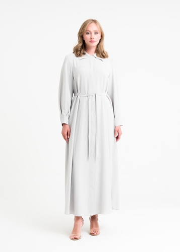 فستان بحزام وياقتين