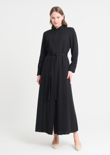 معطف طويل بياقة قاضي وحزام خصر