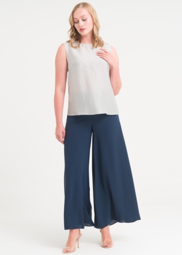 بنطال واسع الأرجل