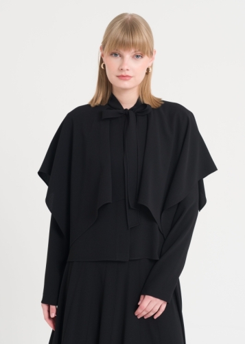 Pelerin Detaylı Bluz