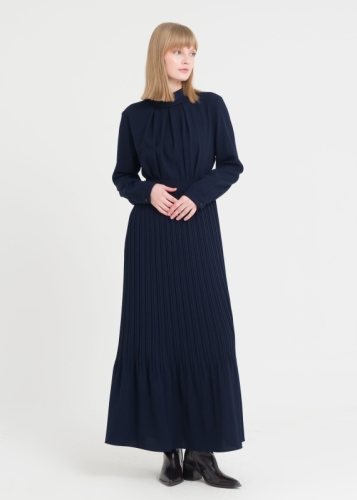 Degaje Yaka Piliseli Elbise