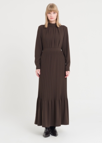 Degaje Yaka Piliseli Elbise